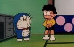 哆啦A梦斜眼笑表情包，哆啦A梦斜眼看出自第几集