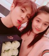 鹿晗关晓彤宣布正式分手？官宣结婚还差不多！