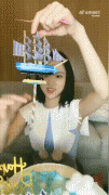 张慧雯斗鸡眼是怎么回事？斗鸡眼为什么还能当演员