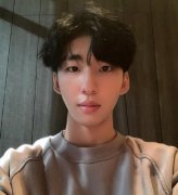 林孝埈扒队友裤子事件来龙去脉，现场十分尴尬！