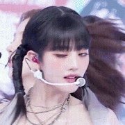 Minnie厌世脸照片，厌世脸五官特征有哪些？