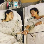 赛琳娜得了什么病？闺蜜为其捐肾后取关赛琳娜