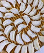 立冬吃饺子还是冬至吃饺子不冻耳朵