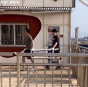 拿着梯子可以去任何地方，进出任何场所？