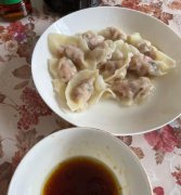 吃饺子不蘸酱油事件是真的吗？