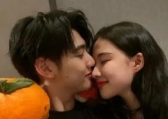 焉栩嘉塌房全过程，冷暴力？脚踏两只船？