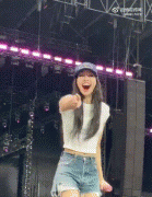 黄欣苑国籍是哪国人？黄欣苑个人资料（三处纹身含义）