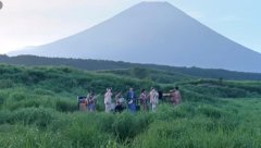 抖音最火卡点音乐之一，《夜之舞者》歌词