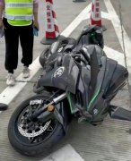 网红苏乞儿的摩托车多少钱吗？他的车名是什么?