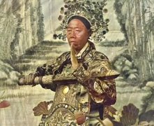 李莲英死因终于真相大白，墓中只有头