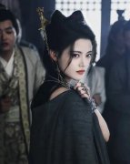 翩然扮演者孙珍妮简介，孙珍妮是真混血