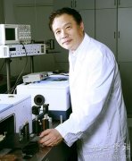 褚君浩是什么职务，他怎么当选的院士