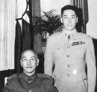 蒋纬国的母亲是哪位人物呢？蒋纬国是否蒋介石的后代