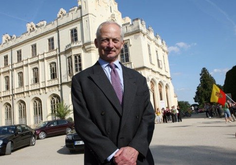 盘点世界上最富有的王室