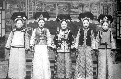 揭古代妃子阿哥真实照 样貌丑气质差引吐槽