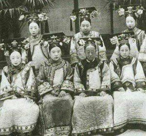 揭古代妃子阿哥真实照 样貌丑气质差引吐槽