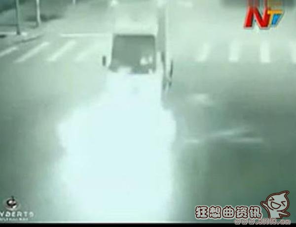 车祸现场灵异鬼影救人,超诡异事件