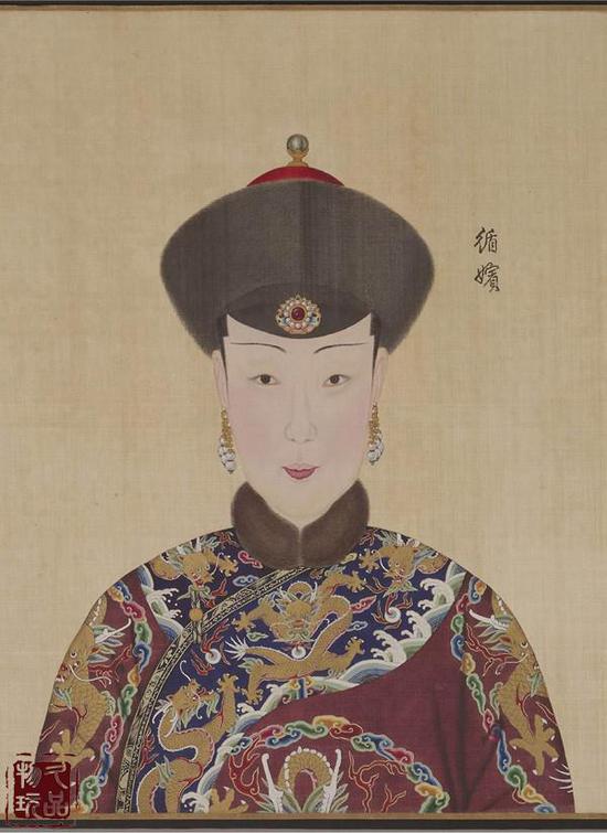 乾隆与他的十一位妃子肖像！