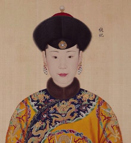 乾隆与他的十一位妃子肖像！