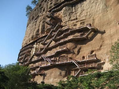 河北现玻璃悬空栈道！看中国十大悬空栈道