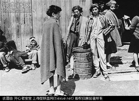 二战集中营惨烈黑镜头:纳粹血腥屠杀犹太人(组图)