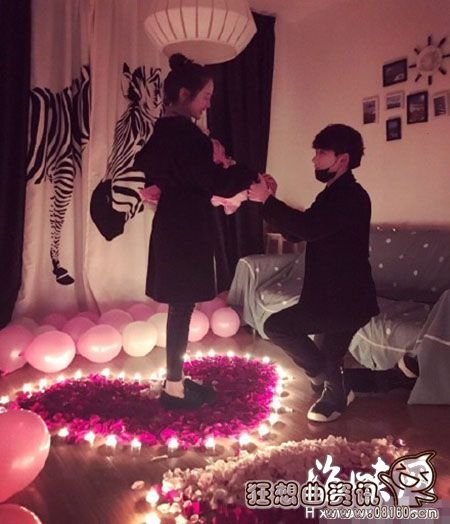 　林珊珊与金大白什么时候举办婚礼?金大白林珊珊秀恩爱图