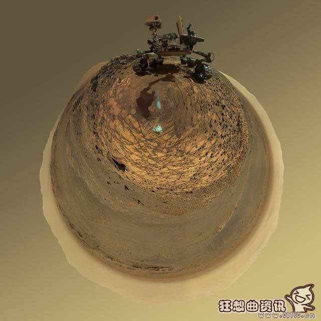 “好奇号”火星探测器晒自拍 与岩石合影(组图)