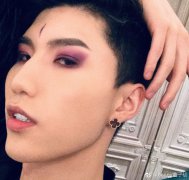 董子初为什么叫千户长生，他为什么那么有钱