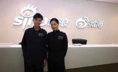 宋寅为什么打扮的这么中性化，女孩中性打扮就是les吗？