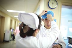 男护士能干一辈子吗，老了做什么工作？