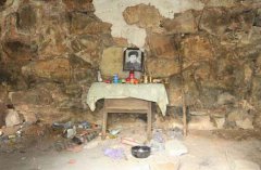 人去世了照片还能挂吗，手机留死者照片好不好？