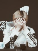 deft睡中国女粉丝是真的吗，他为什么叫飞行员、戴先生、神父？