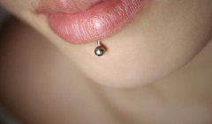 唇钉是干什么用的，唇钉摘除后的图片什么样？