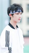 丁程鑫高考成绩怎样，他家里条件如何？