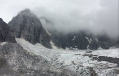 为啥玉龙雪山没人登顶？玉龙雪山一年四季都有雪吗