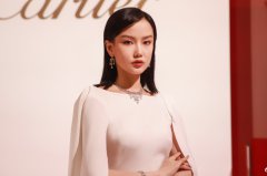 黄龄是不是国家一级歌手，黄龄的痒表达了什么含义？