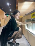 李由整容照片前后对比，李由变性前男装图片