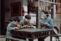 闵春晓的林黛玉和陈晓旭的对比谁更美，她男朋友是谁