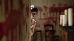 容易招鬼的年龄是多大？有鬼跟着的症状有哪些