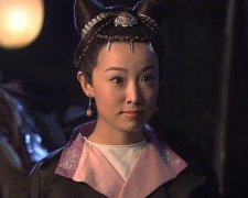 姜昕言怎么不演如燕隐退了？神探狄仁杰2如燕黑内衣胸罩剧照