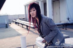 金海心为什么不唱歌了，她现在移民韩国了吗？