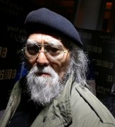 王德顺是中央美院的男模吗，他是什么时候火的？