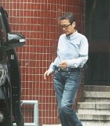 何超琼现任老公俞铮照片，何超琼年轻时候的照片