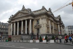 比利时为什么忌讳蓝色？比利时不明飞行物事件