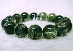 绿幽灵适合什么人佩戴？绿幽灵水晶佩戴禁忌