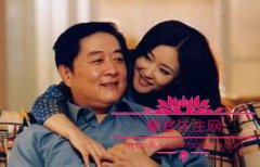 刘斌小18岁娇妻许多照片，许多与马蓉是好友劈腿搬走刘斌家产