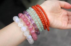 带碧玺手链有什么讲究？碧玺适合男性佩戴吗