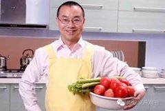 刘仪伟是米其林大厨吗？刘仪伟为什么叫老钟？