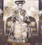 为什么光绪帝要听慈禧指挥？慈禧太后与光绪帝的关系是什么