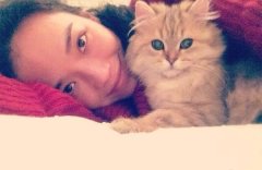 养猫的诡异禁忌，为什么说女生不能和猫一起睡？
